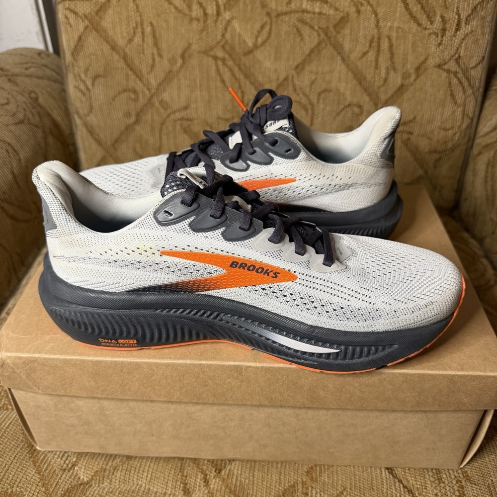 Brooks Ghost 17 Gray Black Orange Running Shoes 1104422E048 Mens Size 8 2E Nice - Picture 2 of 9